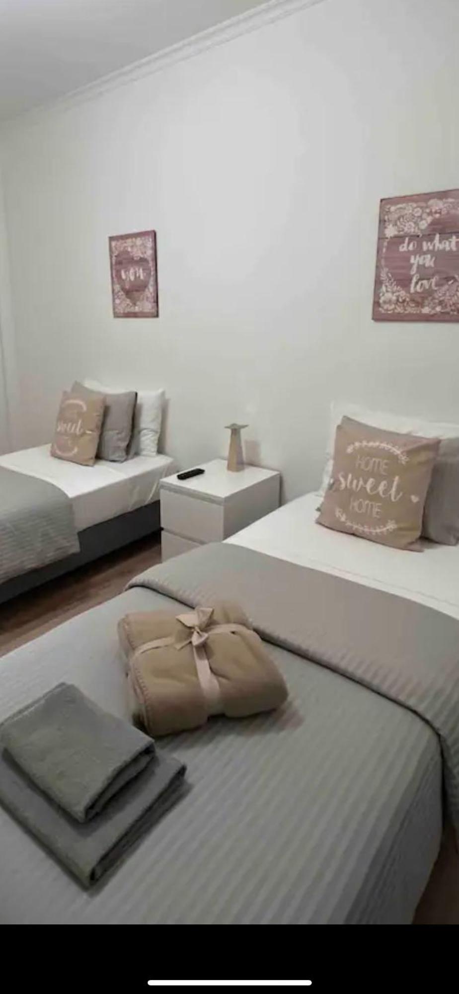 Modern Twin Room With A Balcony Montijo Luaran gambar