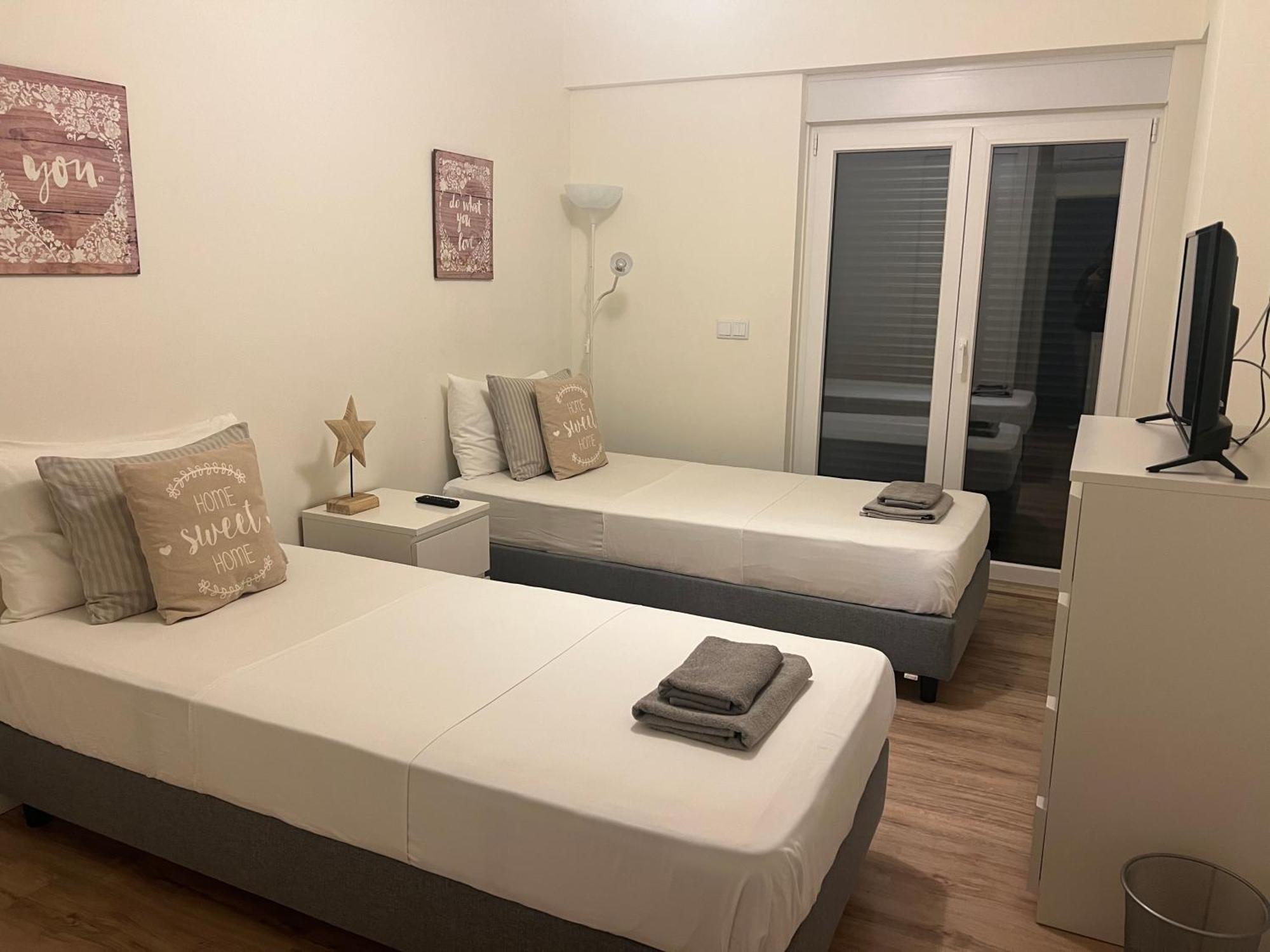 Modern Twin Room With A Balcony Montijo Luaran gambar
