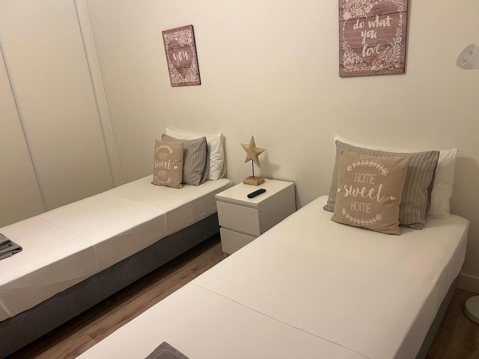 Modern Twin Room With A Balcony Montijo Luaran gambar